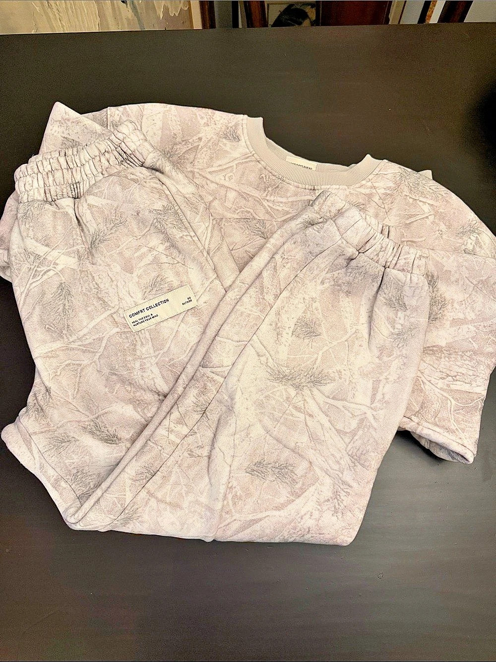 Comfrt Light Wash Camo Printed Sweatshirt Jogger Set Size Large